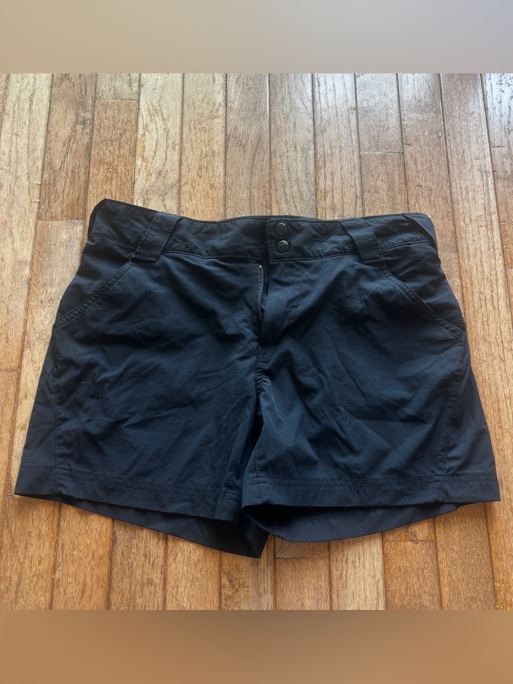 Womens Columbia PFG shorts-10